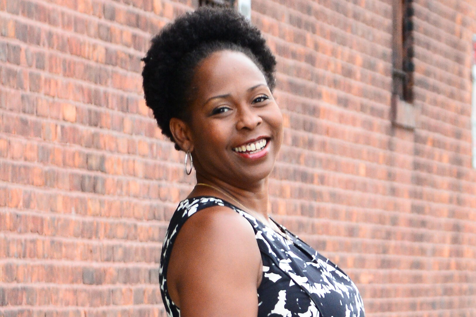 2 WendyHilliardHeadshot