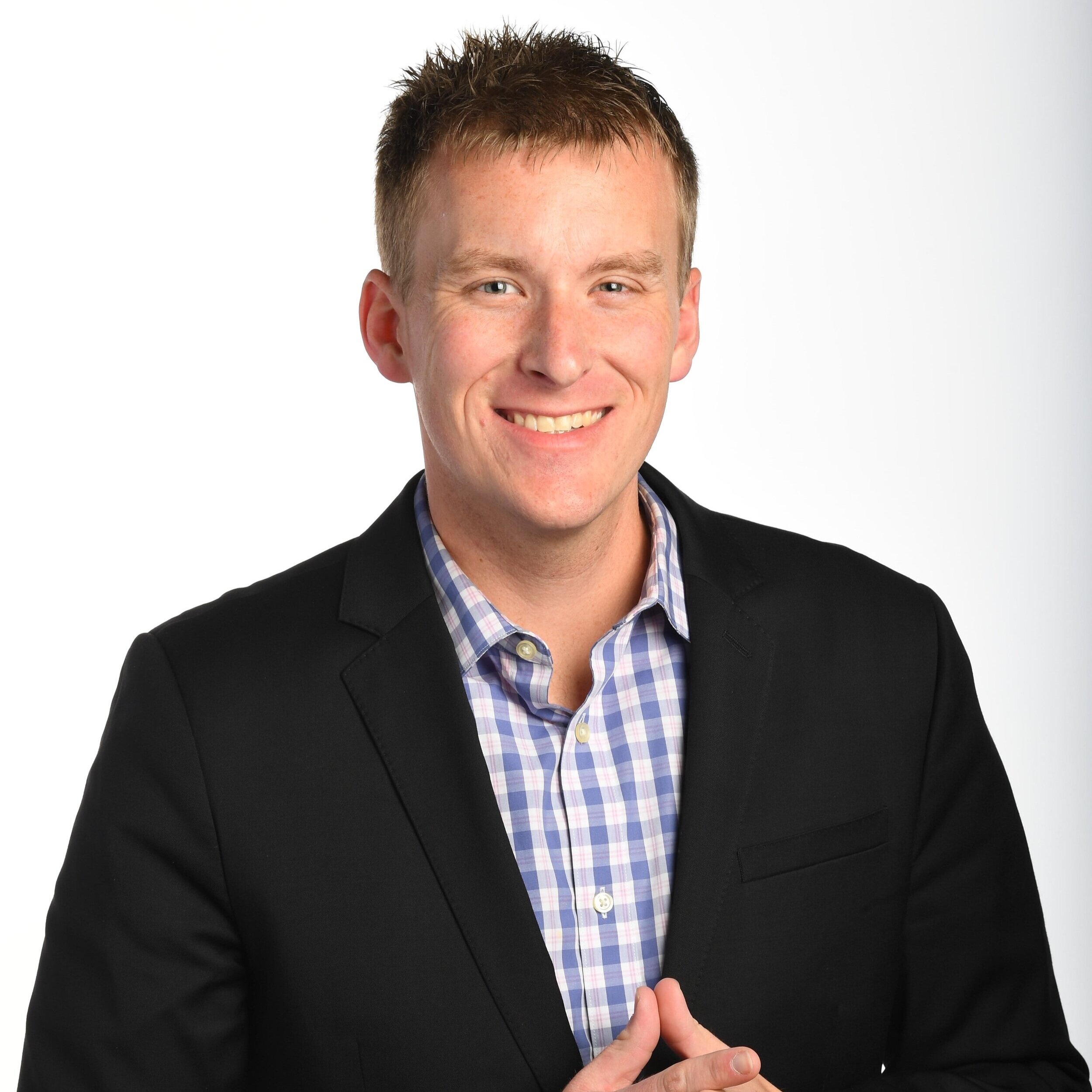 Nathan2BBomey2Bprofile2Bshot2Blate2B2018