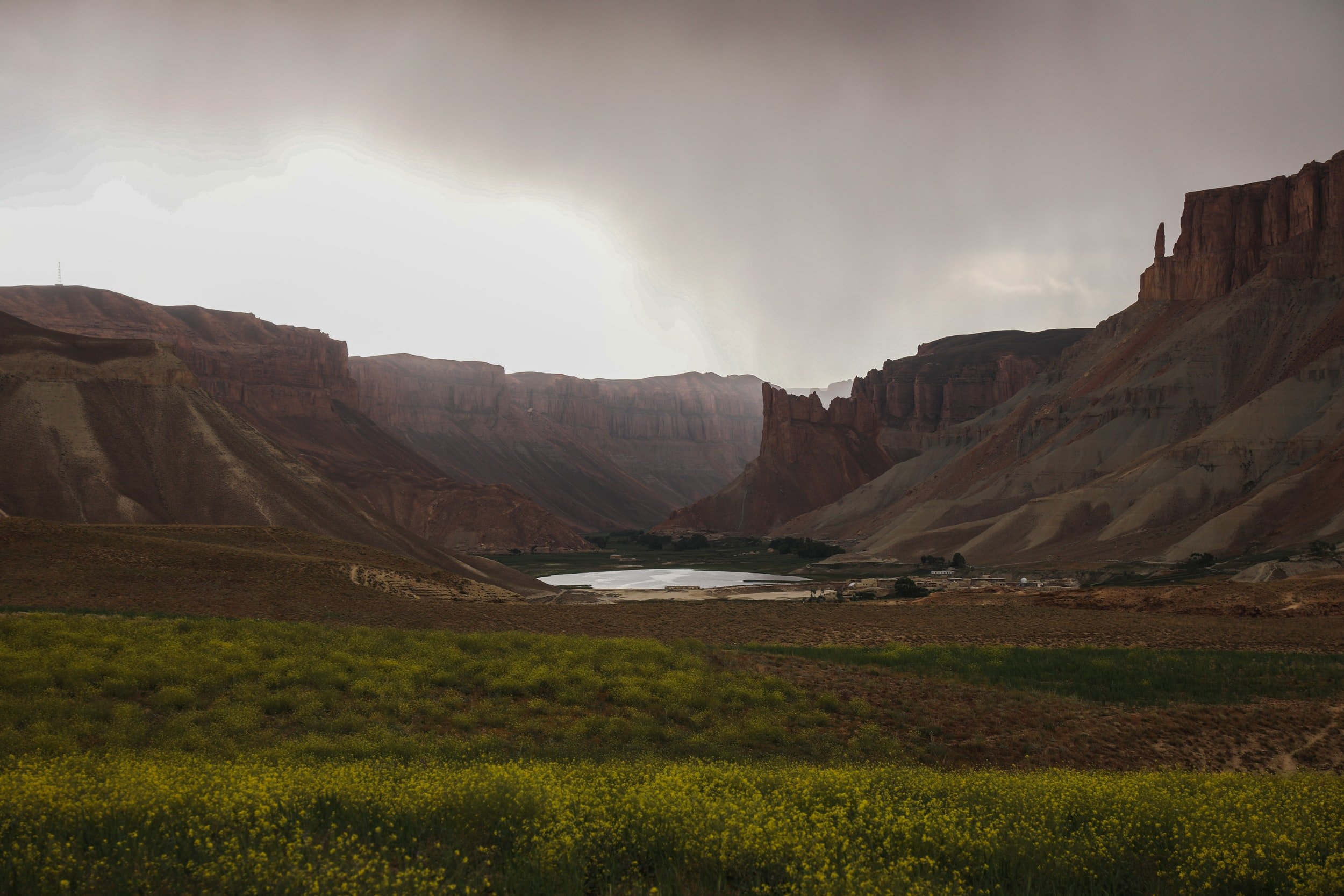 unsplash image ozsxiHe0is8