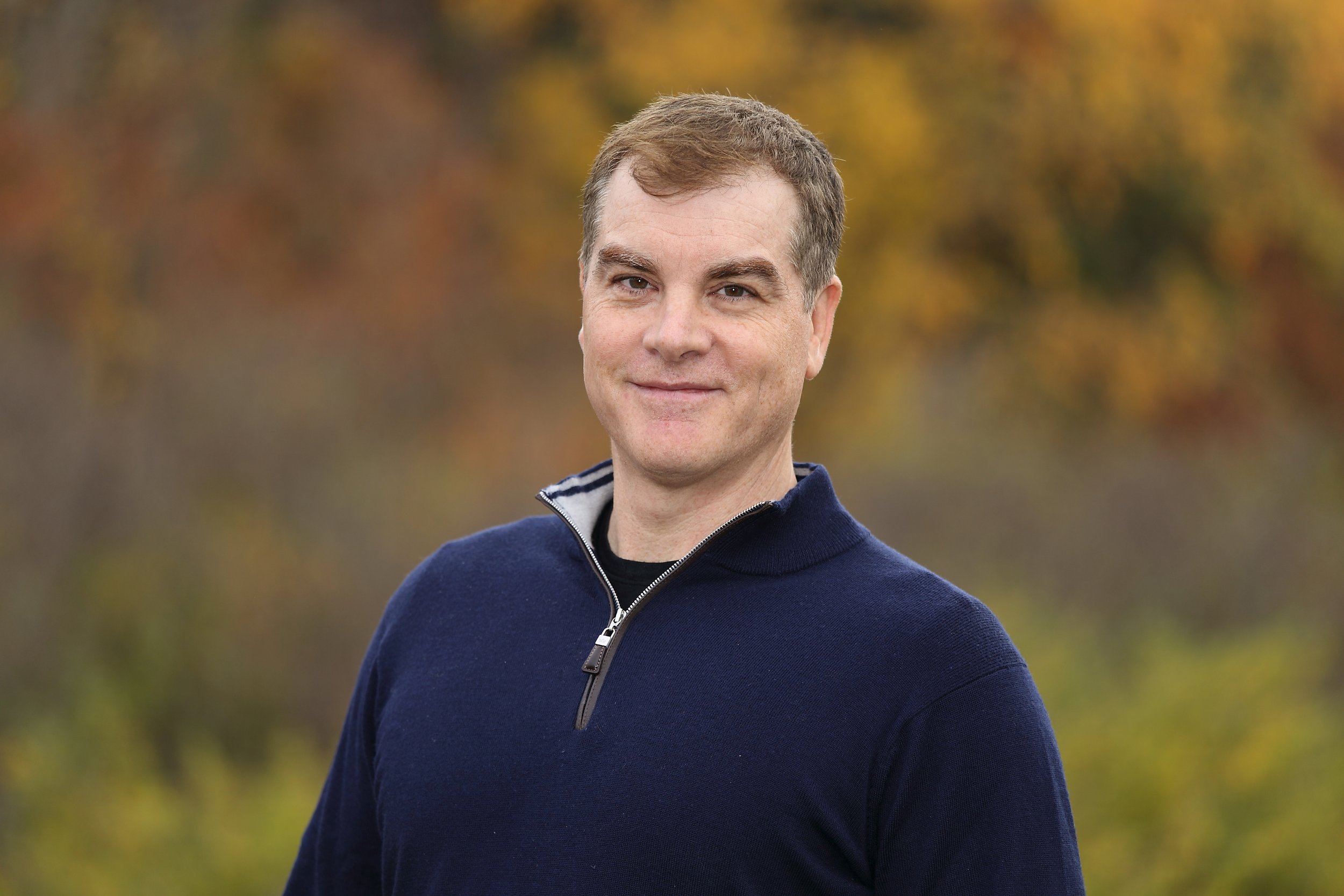 Robnewphoto102020headshotcolor