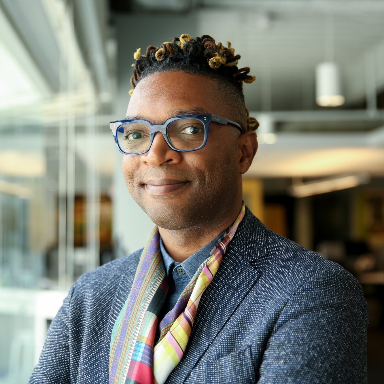 Isom2B2BDarren 1 2000x1333 282f2dd