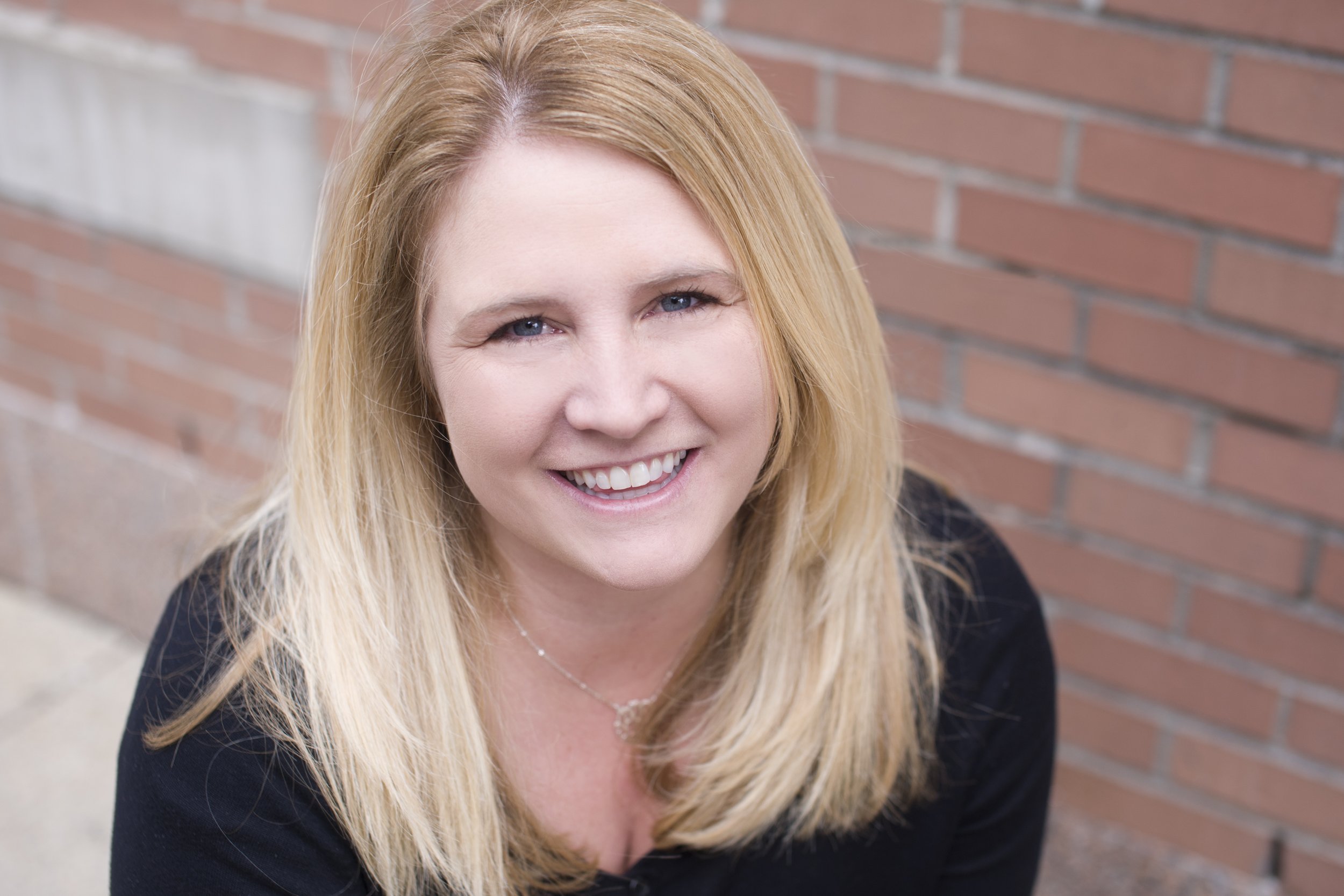 ChristyKeswick Color5B735D