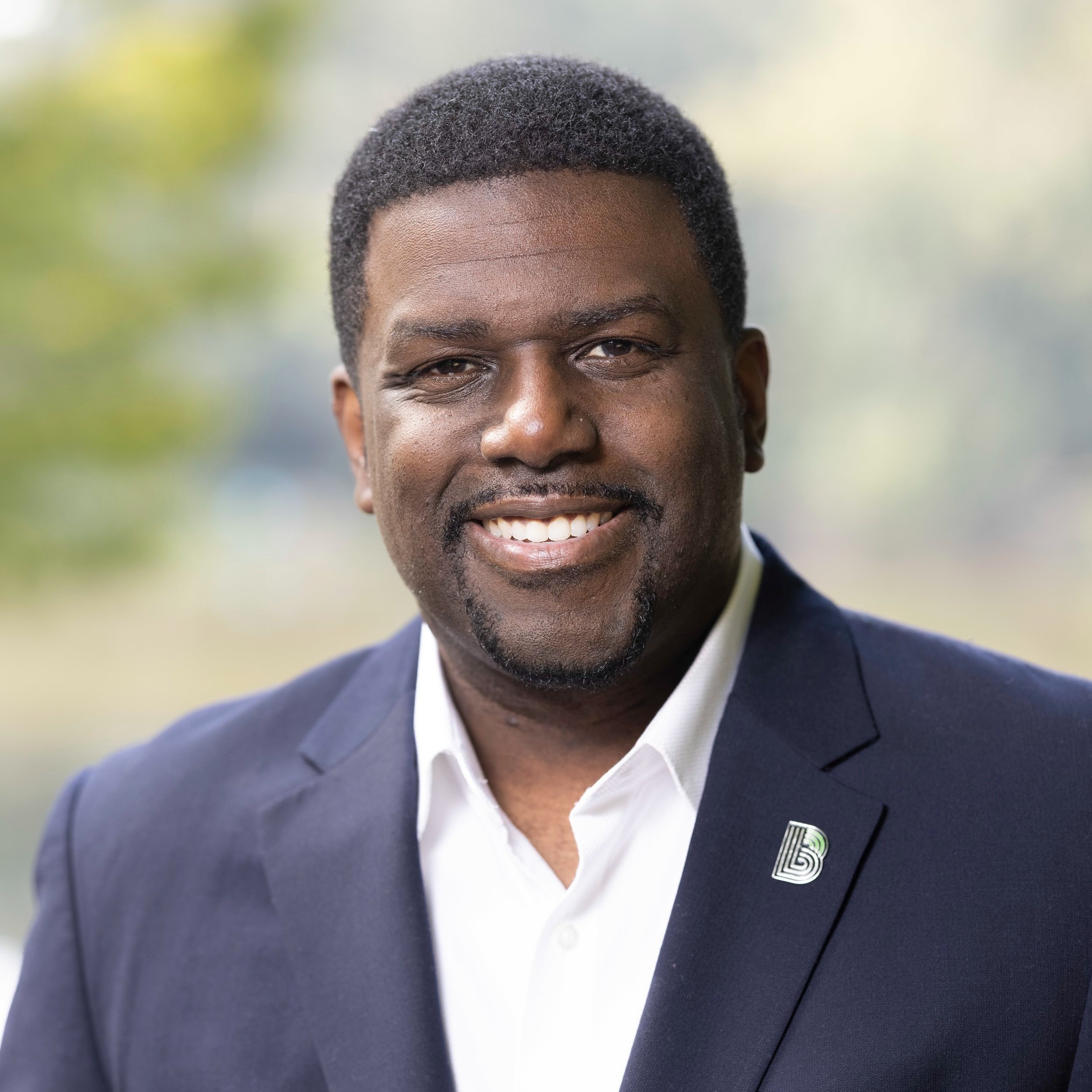 Artis2BStevens Headshot