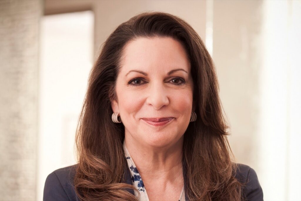 JuliaStewart Picture Hi Res