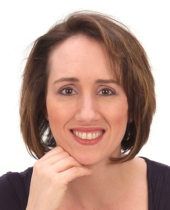 Cropped Headshot 700 x 1100