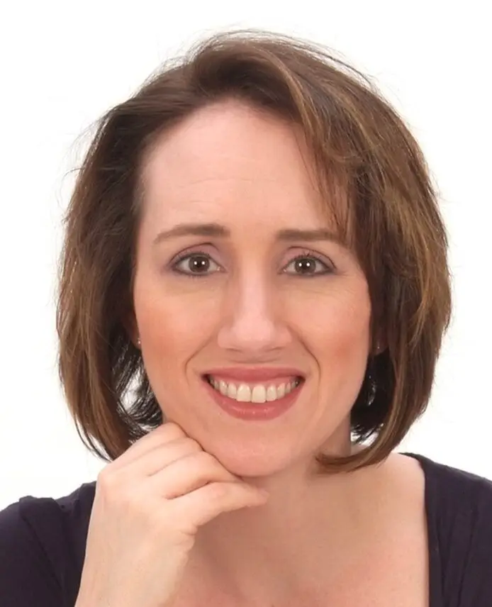 Cropped Headshot 700 x 1100