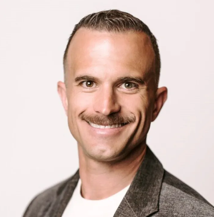 Jason Olsen Headshot