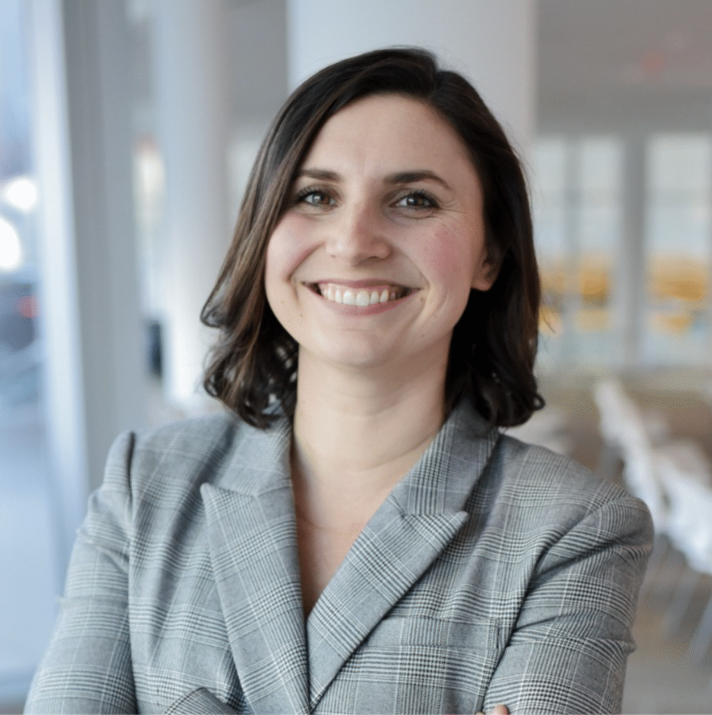 Kathleen Barrett headshsot